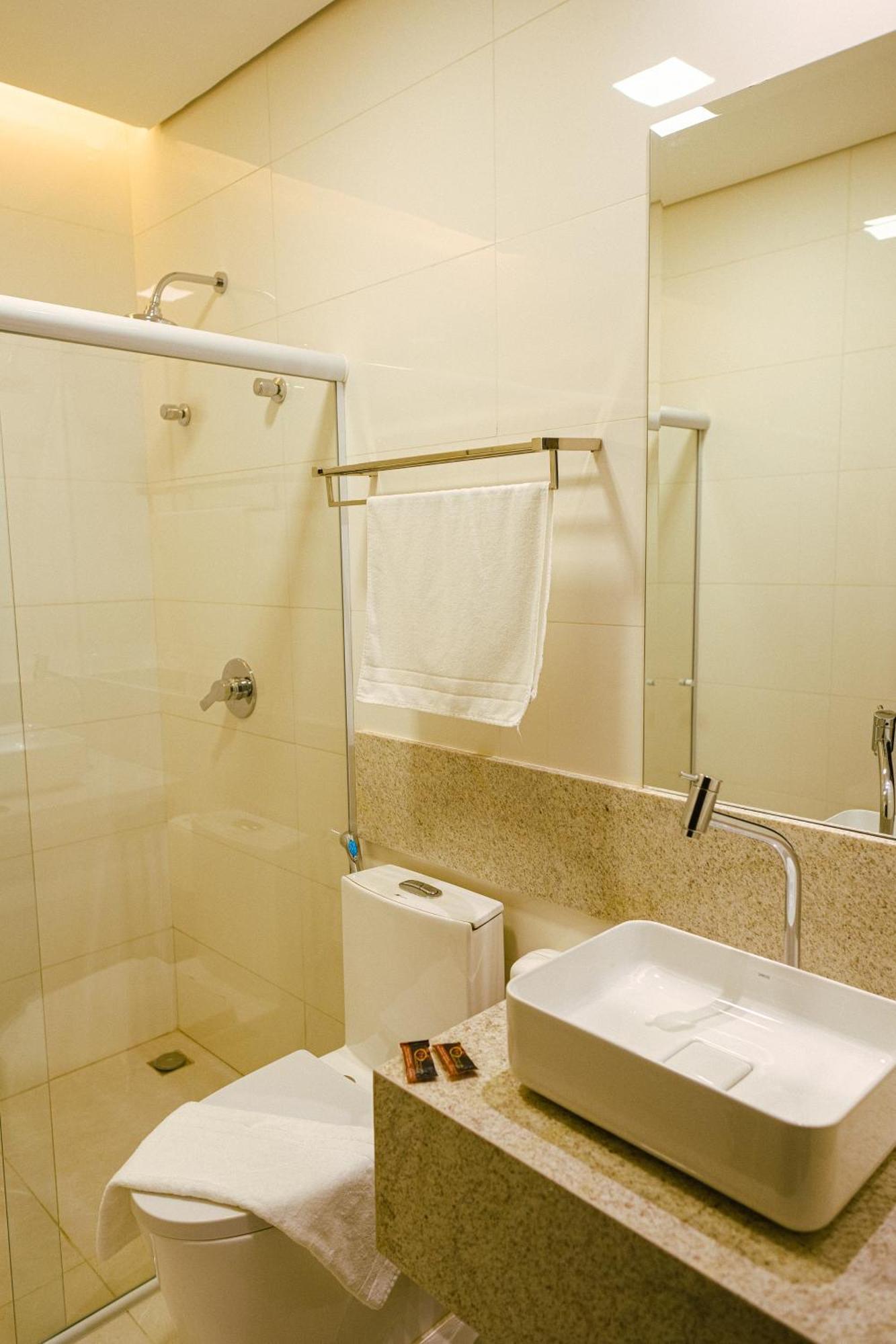 Oasis Hotel Miracema do Tocantins Exterior foto