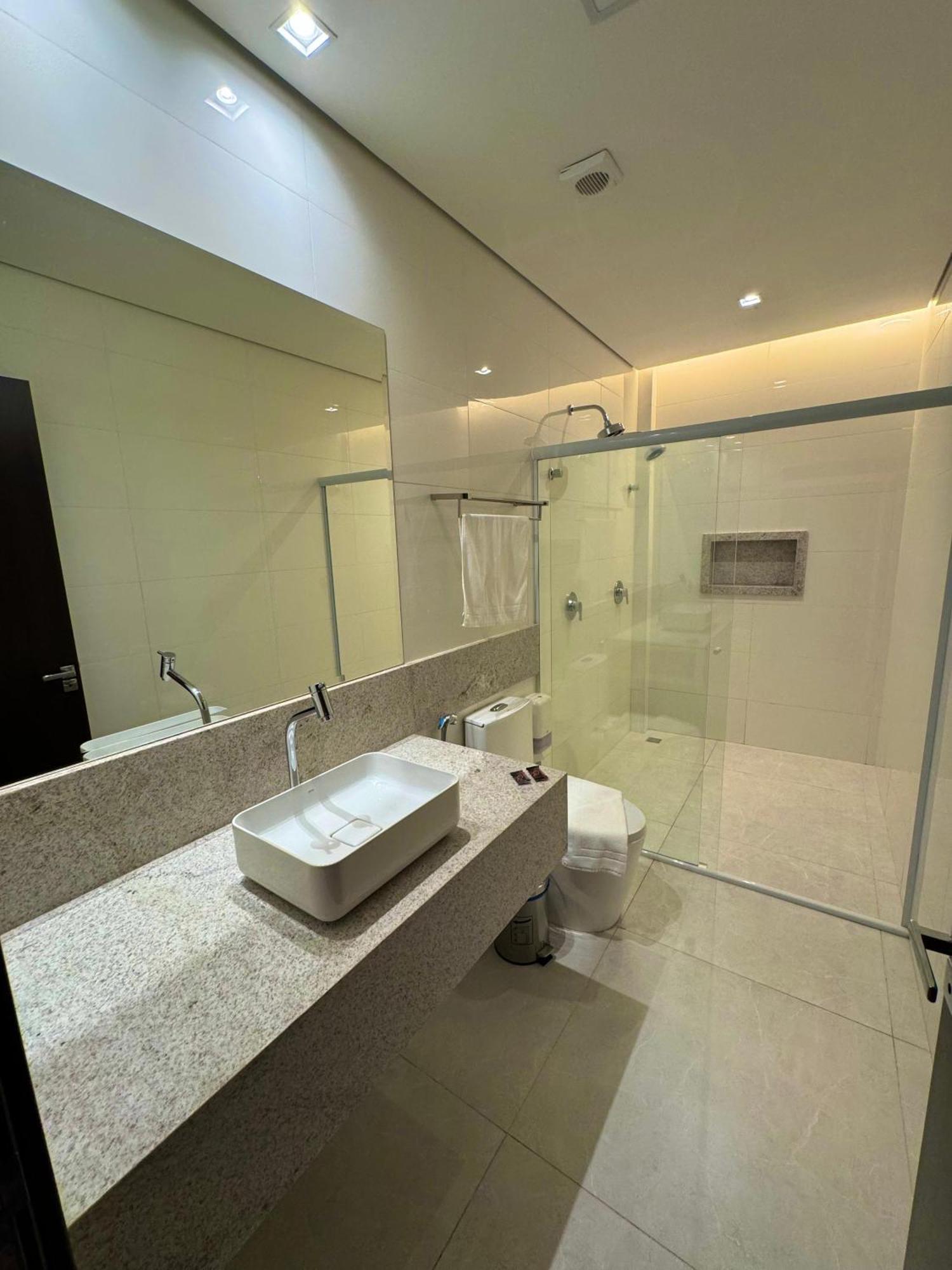 Oasis Hotel Miracema do Tocantins Exterior foto